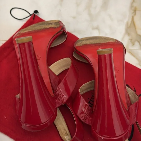 Authentic Christian louboutin shoes - Picture 10 of 15